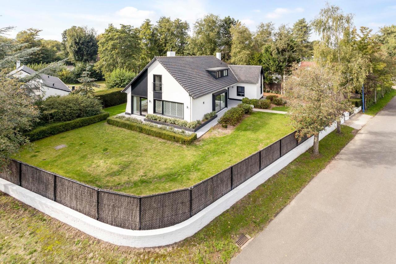 Villa Miro Синт-Идесбалд Екстериор снимка